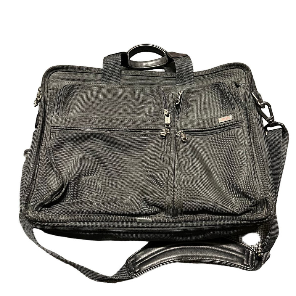 Tumi Alpha 26060d4 Black Expandable‎ Briefcase Messenger Laptop Bag